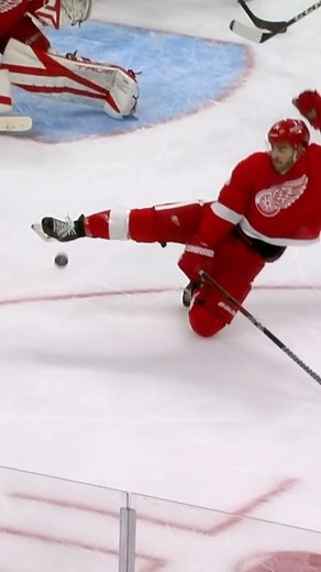 116K views · 307 reactions | Unreal kick-block by Robby Fabri! 屢 | Sportsnet | Facebook