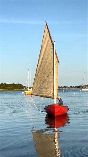 Wooden Dinghy Cruising: Ilur & Premise