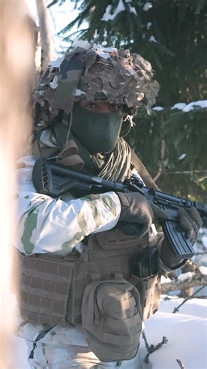 📍 Estonie | #CALFEX 🔥 Blindés et infanterie en action : les 🇫🇷 engagés au sein du Battlegroup 🇬🇧. 💥 Clôture en puissance avec un challenge international de chars pour l’International Tank Day. 🎯 Cohésion OTAN renforcée. 🛡️ Être prêts. Ensemble. Pour défendre l’Alliance. | Armée française - Opérations militaires