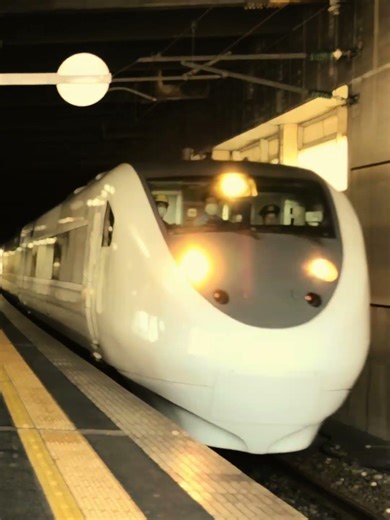 もう金沢駅では見れない光景