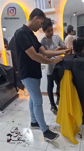 ‎آمـوزشـگاه فنی‌ حرفه‌ای آقــای خــاص‎ | ‎🎓✨ اینجا آموزشگاه آقای خاص جایی که هر روز با عشق، هنرجوها رو یک قدم به آرایشگر حرفه‌ای شدن نزدیک‌تر می‌کنیم 💈✂️ توی کلاس امروز، ریزترین...‎ | Instagram