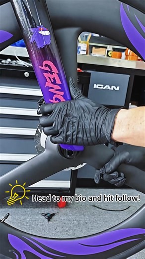 TT bike core installation: front and rear wheels cranksets all in one go 🚀✨#icancycling #carbonframe #lightweightbike #customization #Bikebuild | Icancycling