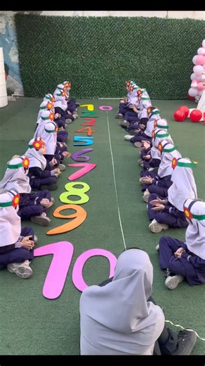 ‎پیج رسمی دبستان غیر دولتی ساعی‎ on Instagram‎: "به ۱۰۰ رسیدیم🥳 امروز مفهوم عدد صد در کلاس دوم . قدمی بزرگ در دنیای ریاضی برداشته شد دبستان غیردولتی ساعی @saee_ele_school #چالش #دبستان_دخترانه #عدد_صد_تولدت_مبارک🎂 #دبستان_غیردولتی_ساعی #جشن_عدد_صد #عدد_صد"‎