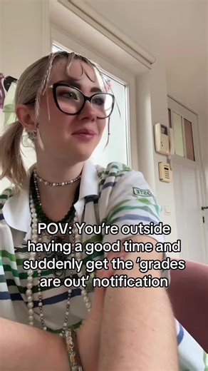 The Dreaded Grades Notification at Uni