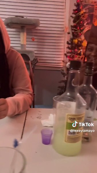 i had my first vape patdown 😭 #vape4life😤💨 #vapesanonymous #vapersanonymous #wheretfismyvape 💀💀💀💀💀