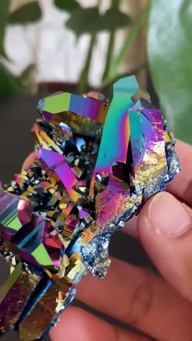 Rainbow Aura Quartz Cluster With Stand, Large Crystal Display Specimen, Metallic Quartz Point, Healing Crystal Decor - Etsy