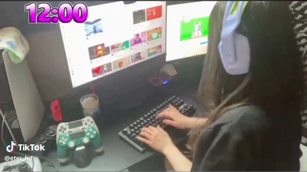 sneezes girl #sneeze #cutesneeze #sneezes #fyp #compilation #girl #allergies #rapidsneeze #streamer