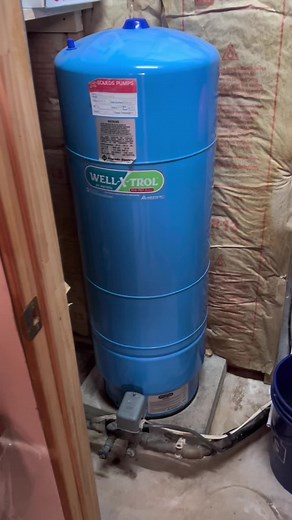 This is how your well system gives you water pressure. #well #wellpump #water #waterpressure #diy #homeinspection #homeinspector #plumbing #plumber #fyp #foryou #foryoupage