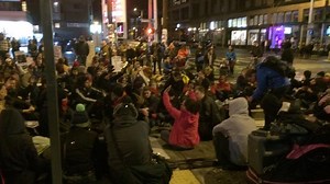 Overnight Seattle protest forces brief closure of I-5