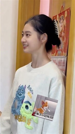 It’s extremely cold today, and my little cotton-padded jacket is leaking a little bit. I never exp