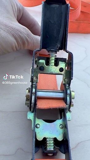Mastering Ratchet Straps: A Step-by-Step Guide