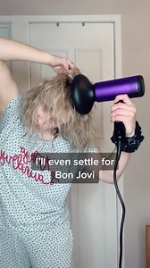 How to Diffuse Straight Hair Like a Pro