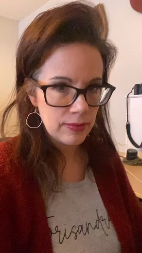 Overwhelmed by starting a side gig? Listen up! I love BELLAME because it gives beginners a clear blueprint—calendars, step-by-step guides—no secrets, no surprises! It removes the biggest hurdle: overwhelm. Ready for extra income without a huge investment? Start a reliable side income without a fortune! Comment 'ROADMAP' to learn how to simplify your path to earning. | Cassandra Elms