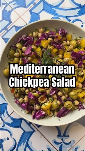 Mediterranean Chickpea Salad 🥗 Ready in Minutes!
