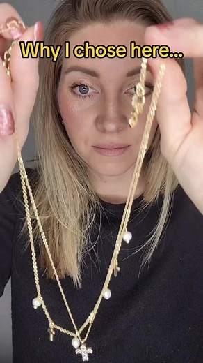 Drop the word YES for deets! Not only is this business fun but the income is very generous, you get to choose your own schedule, and being able to earn FREE beautiful jewelry is also an awesome perk! #onlinebusiness #workfromhome #jewelry #residualincome | Ashley Aylor