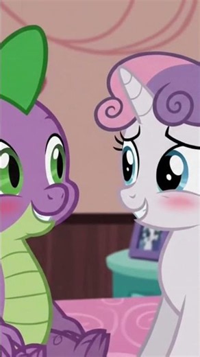 Spike and sweetiebelle kissing in bed