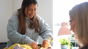 Are you looking for a fulfilling #internship experience? Look no further! We offer programs in all departments. An internship at #StudioCenter is one you don't want to pass up, so use the link in our bio to apply today! ✅ studiocenter.com/about/internships #internships #collegecredit #realworld #experience #media #audio #video #design #interns #StudioCenter | Studio Center | Facebook