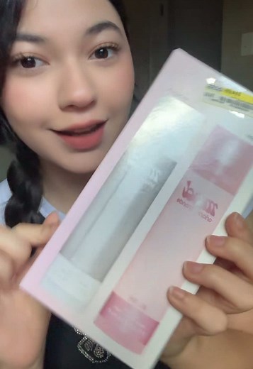 Ariana Grande Body Mist: Mod Vanilla & Blush Review