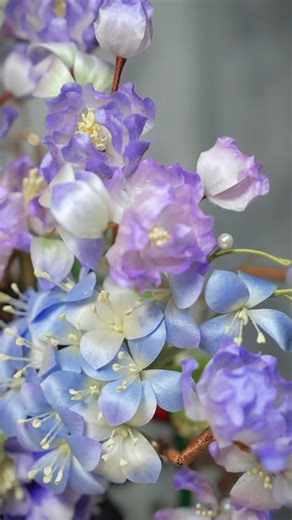 Disfrutemos del milenario y lento proceso de elaborar flores de seda. #China #tradiciones #seda #proceso | Consulado General de China - Santa Cruz, Bolivia