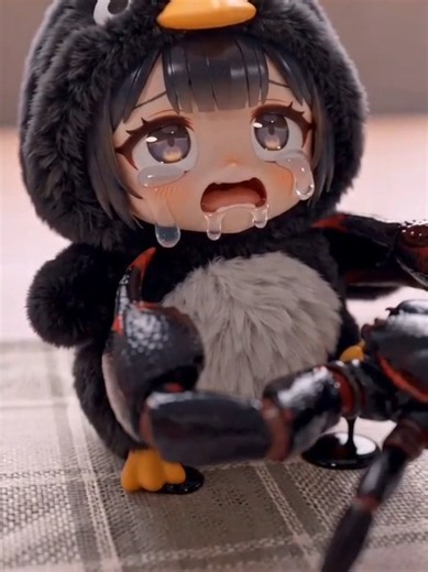 後編。サソリが登場しますので苦手な方はご注意ください。中編をご覧になってから視聴することをオススメします。サソリは鋏角という２本の小さなハサミがついていて、刻んで消化液と混ぜて食べるらしいのですが、力不足で表現できませんでした。悔しみ#gugugaga #bully #chibi