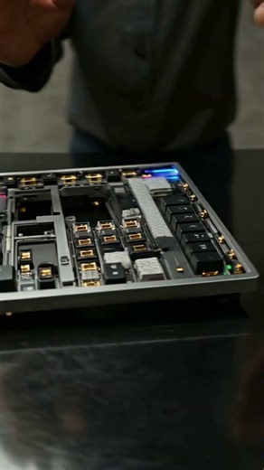 Ultra-Satisfying Mechanical Keyboard Assembly ASMR (4K)