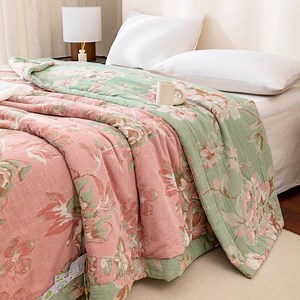 🌙Crafted from breathable premium cotton, this soft quilt suits all skin types. Its floral jacquard design adds elegant charm, while eco-friendly dyes ensure vibrant, fade-resistant colors. | Ownkoti