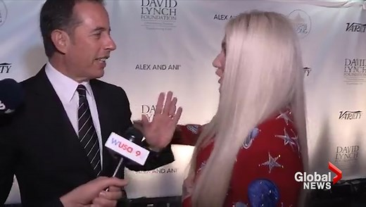 Jerry Seinfeld awkwardly denies hug from Kesha