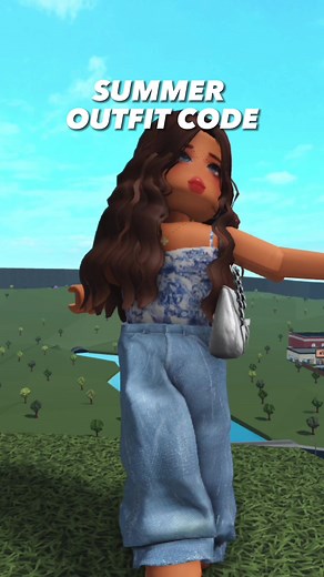 II #bloxburg #fyp #foryoupage #SUMMER #outfitcodes #build #fyp #bloxburghouse #foruyou #0