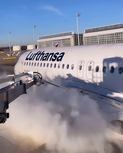 110K views · 227 reactions | De-icing an aircraft is an essential step before taking off in winter 略️ | UNILAD Tech | Facebook
