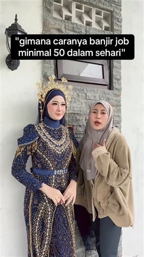 Freelance Model | Photoshoot | Beauty | Private Class etc💃 on Instagram: "ke dukun solusinyaa wkwk😭☝🏻 w/ calon kaka ipar ni☺️🤏🏻 Mua @zfaradish_makeup #beauty #photography #mua #makeup #makeupartist"