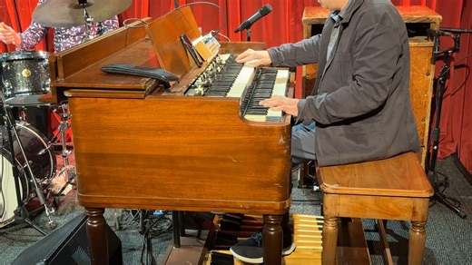 34K views · 921 reactions | More than 30 years ago, Larry Goldings (Hammond B3). Peter Bernstein (guitar) and drummer Bill Stewart first performed as a trio at SMOKE Jazz Club. so this week starting on Wednesday is a special homecoming. DownBeat Magazine says, "Individually, these three musicians are at the top of their respective fields. Together, they have become standard-bearers for the B-3 tradition.” Come join them Wed thru Sun https://tix.to/oqzaGUnFJC | JazzCorner | Facebook