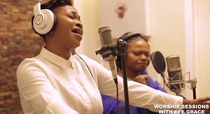 Family, this is my first piece of the 2022 worship sessions. After a long time of keeping all of you waiting , I want us to share this gift together . I did this with my sister , Rama Antwi My personal plea is that you share this piece across so that everyone will connect to the undiluted atmosphere of His presence . God is coming through for you! FULL VIDEO: https://youtu.be/Uq07CEK1HC0 | EFE GRACE