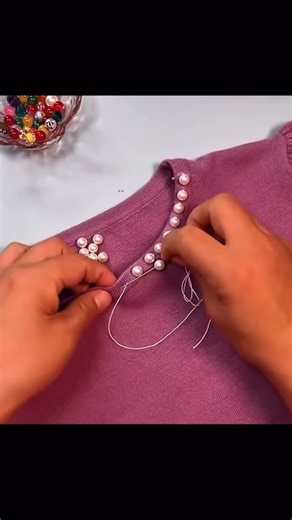 Save your money, don’t throw loose neckline clothes, fix here now