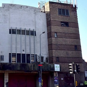 📽️ An iconic Liverpool cinema is on the market for just £75,000 - but it needs a bit of work to restore it to its former glory. Take a look at rare footage taken inside the abandoned Gaumont Cinema on Park Road, Dingle. 👉 Full story: http://bit.ly/2A1cq5x | Liverpool Echo News