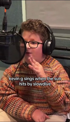 Kevin G Sings Slowdive's 'When the Sun Hits'