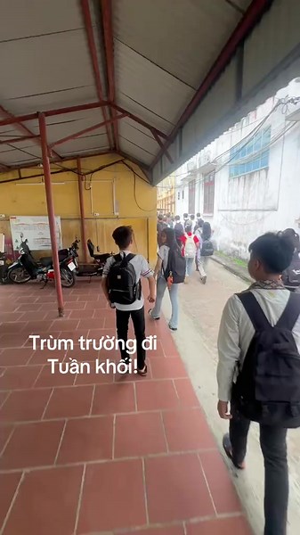 Video của (:🥨 (@sap.di.hoc0) với bản nhạc âm thanh gốc - nguồn nước tự động - (:🥨