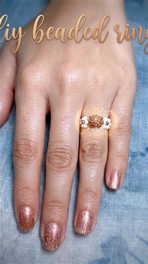 Gold & White Seed Bead Ring | Easy DIY Ring Making #beading #seedbeads #heartpendant #beadedring
