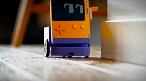 This Person Just Turned Their Gaming Handheld Into a Cute Robot