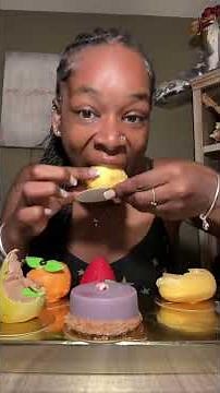 Trying the most beautiful desserts in Houston Texas #mukbang #foodie