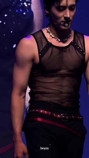 Eric Sohn: The Boyz's Energetic Performance in LA