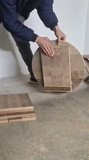 Wow, this guy designed three types of foldable storage stools! #HotTips #Woodworking