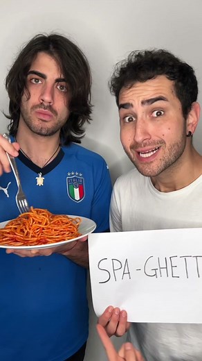 How to pronounce spaghetti @Brandon Sucari #lionfieldmusic #comedу #spaghetti #italian