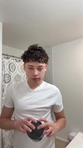 Pacinos Night Routine for Great Hair