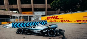 De Vries agradece halo após forte acidente na corrida 1 da Fórmula E em Seul