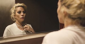 Documentário sobre Lady Gaga mostra talento e choro