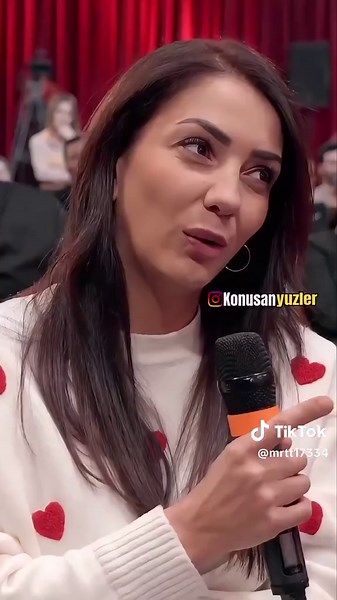 Hasan Can Kaya - Süt Annem (Konuşanlar) | Şarkı Sözleri
