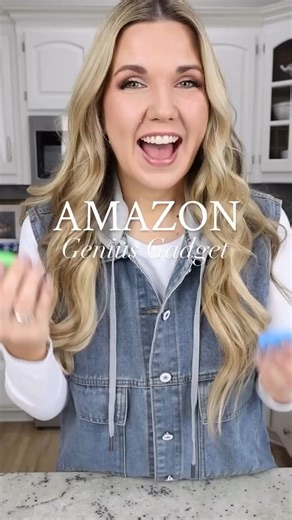 These scrapers are the BEST gadget to have in your home! #scraper #diy #viral | Liz Fenwick DIY