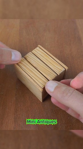 75K views · 2.3K reactions | Miniature Furniture That Looks 100% Real殺殺 – DIY Tutorial #miniatureart #diyminiature #handmade #tinyworld #dollhouse #craftlife #creativeart #miniaturelove #smallthingsmatter #artlovers | Mini Antiques | Facebook