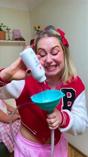 #FunnyPrank #BabyPowderExplosion #LOL #HilariousPranks #EpicLaughs #PrankGoals #ViralComedy