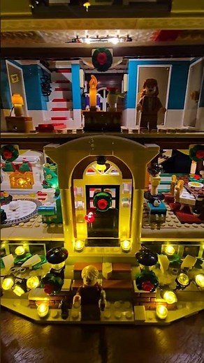 Lego Home Alone House with Light My Bricks light, remote and sound kit #legoyoutube #lightmybricks